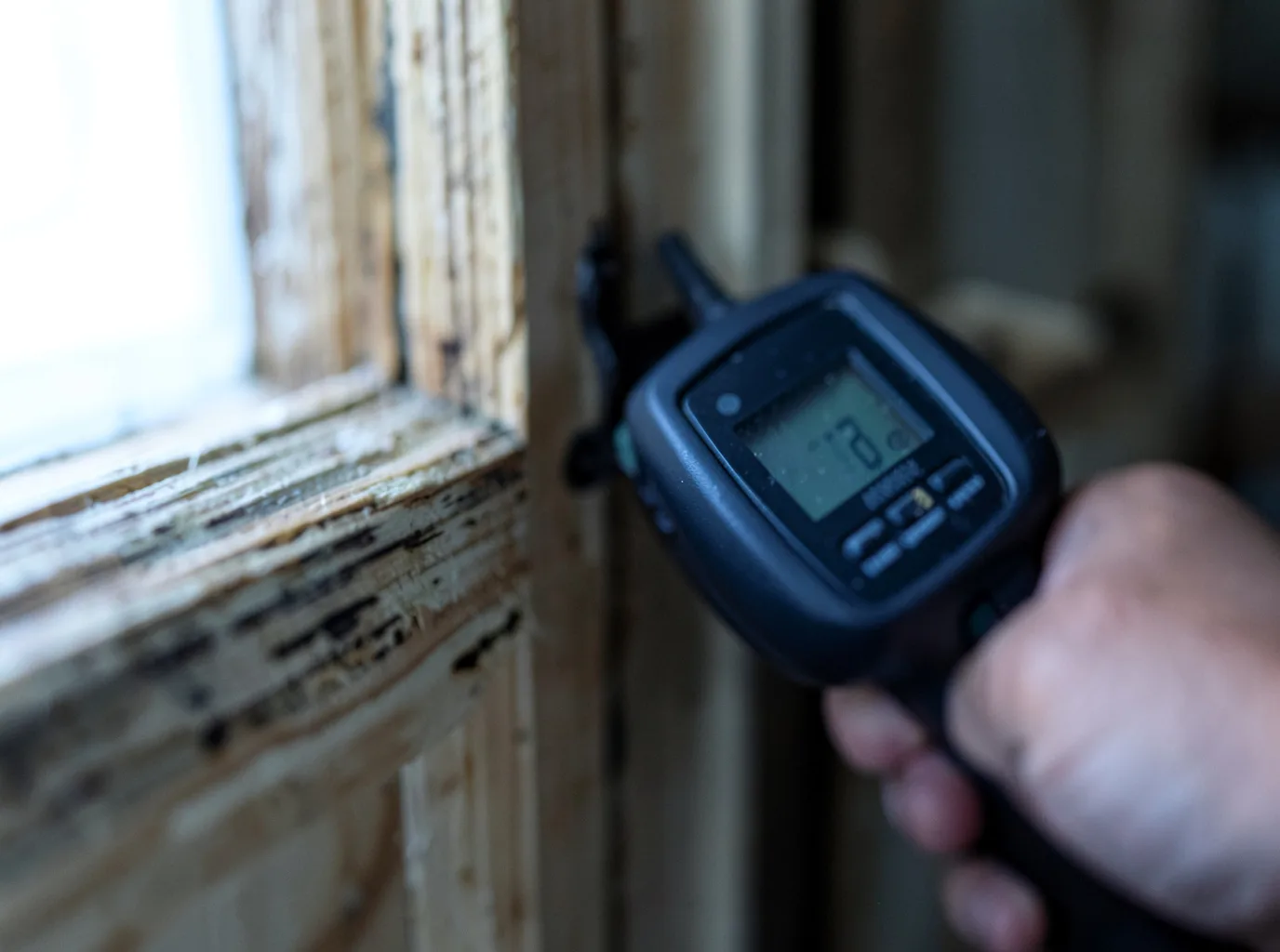 Ceiling Water Damage Repair in Daggett, MI